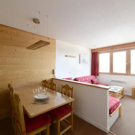 Confortable Skis Aux Pieds, Balcon, Animaux Admis, Belle Plagne - Fr-1-181-1182 Apartman *